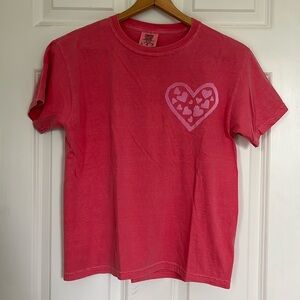 COMFORT COLORS youth size Large Midweight Cotton Heart Pink Graphic Short Sleeve